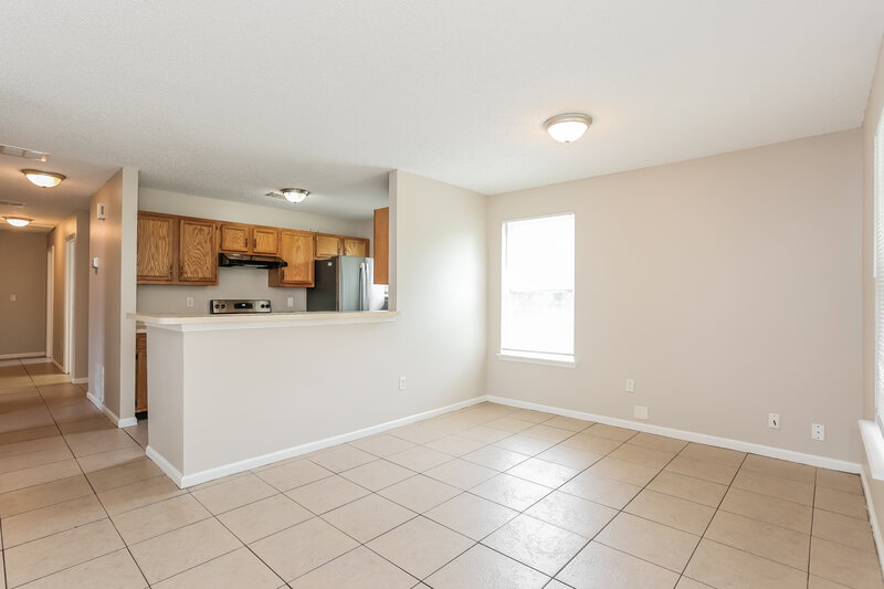 1,450/Mo, 1456 E 27th St Jacksonville, FL 32206 Dining Room View