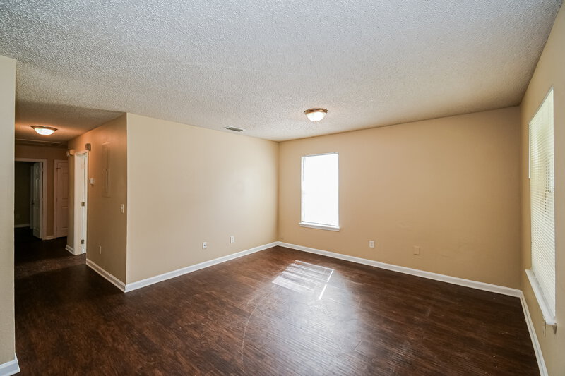 1,170/Mo, 1554 Brook Forest Dr Jacksonville, FL 32208 Living Room View