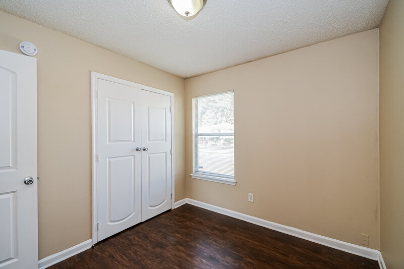 1,170/Mo, 1554 Brook Forest Dr Jacksonville, FL 32208 Bedroom View 2