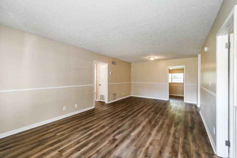 1,500/Mo, 1658 Louvre Dr Jacksonville, FL 32221 Living Room View