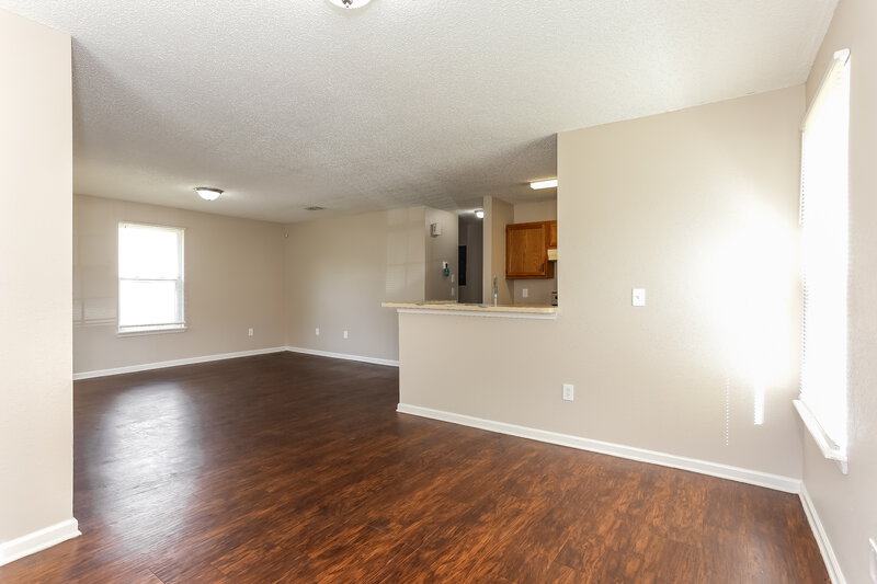 1,360/Mo, 1719 McMillan St Jacksonville, FL 32209 Dining Room View 2