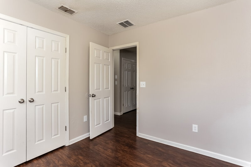 1,360/Mo, 1719 McMillan St Jacksonville, FL 32209 Bedroom View