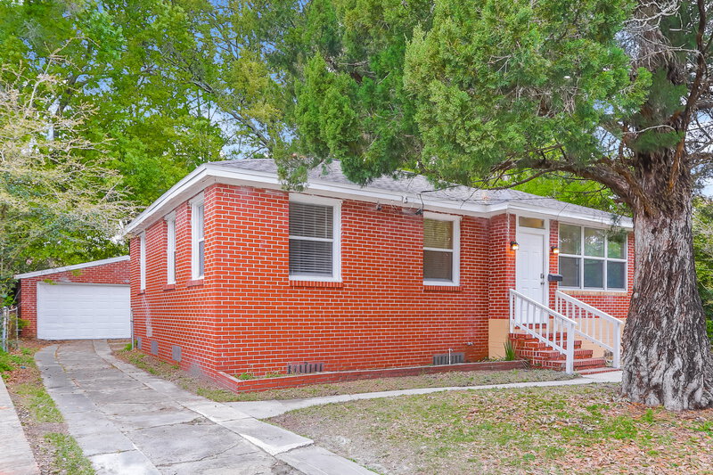 1,120/Mo, 1724 Academy St Jacksonville, FL 32209 Front View 2