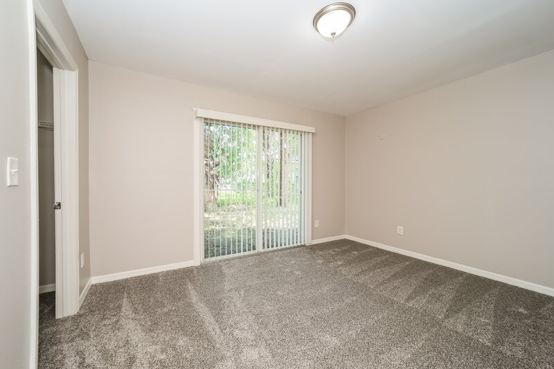 1,435/Mo, 1833 Broadway Ave Jacksonville, FL 32209 Main Bedroom View