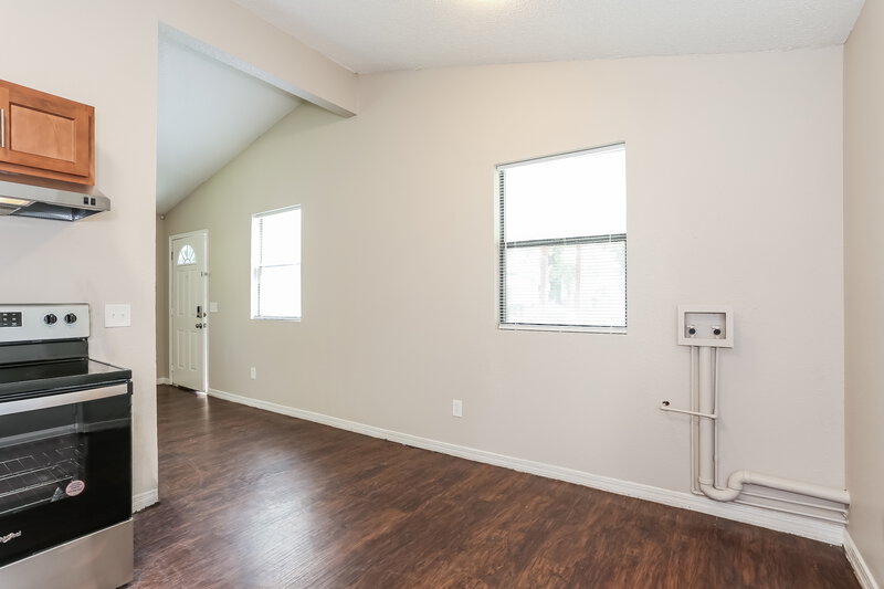 1,075/Mo, 1849 W 28th St Jacksonville, FL 32209 Dining Room View