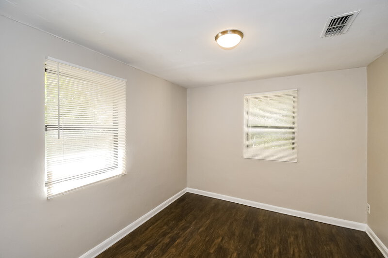 1,275/Mo, 1850 W 24th St Jacksonville, FL 32209 Bedroom View