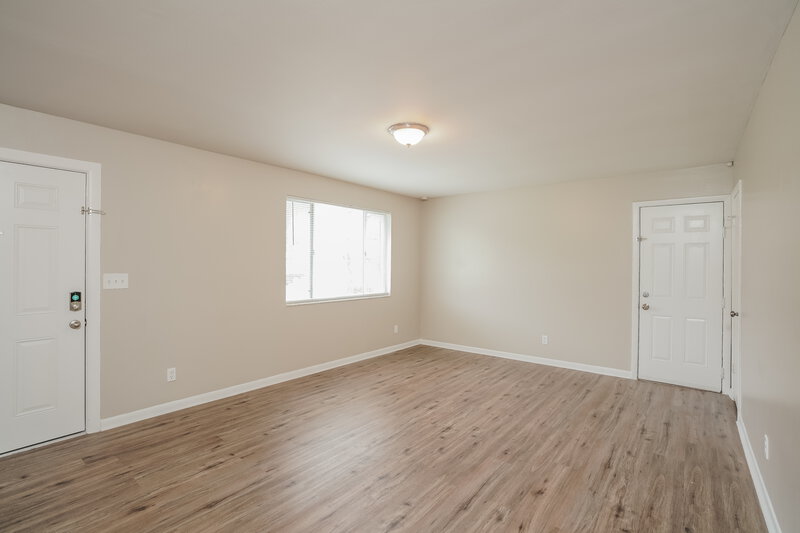 1,475/Mo, 2085 Hugh Edwards Dr Jacksonville, FL 32210 Living Room View 2