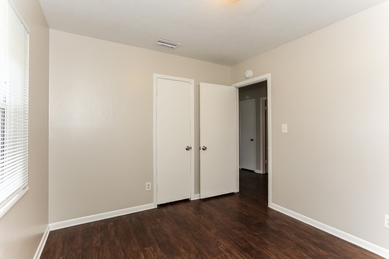 1,280/Mo, 2140 Sunrise Dr Jacksonville, FL 32246 Bedroom View 2
