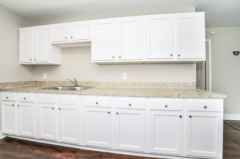 1,470/Mo, 2227 McCarty Dr Jacksonville, FL 32210 Kitchen View 2