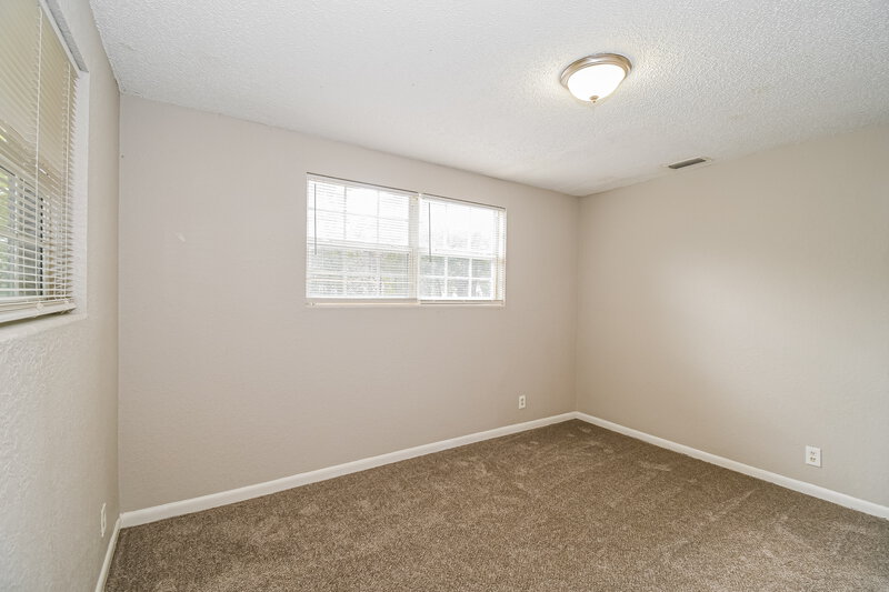 1,170/Mo, 2332 W 17th St Jacksonville, FL 32209 Bedroom View