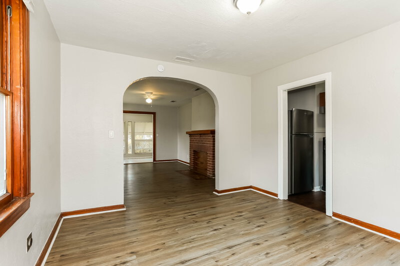 1,260/Mo, 250 W 62nd St Jacksonville, FL 32208 Dining Room View