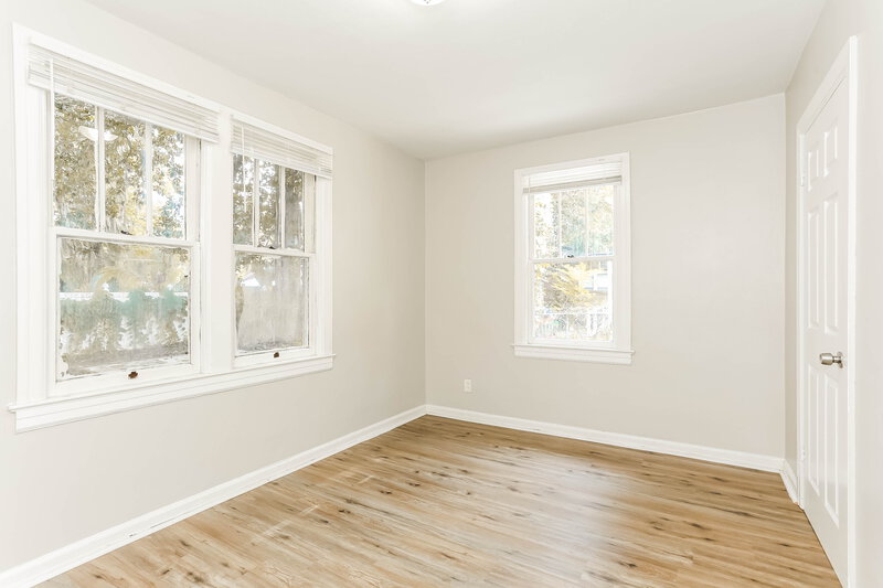 1,260/Mo, 250 W 62nd St Jacksonville, FL 32208 Bedroom View