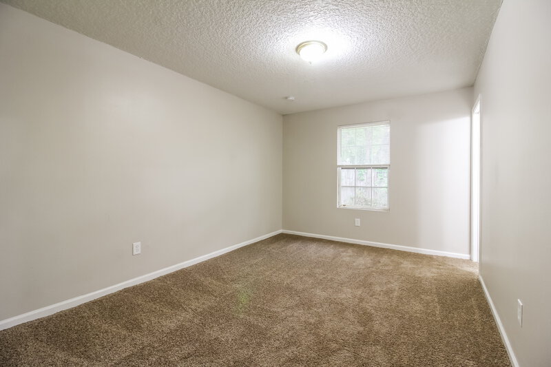 2,110/Mo, 2871 W 8th St Jacksonville, FL 32254 Main Bedroom View