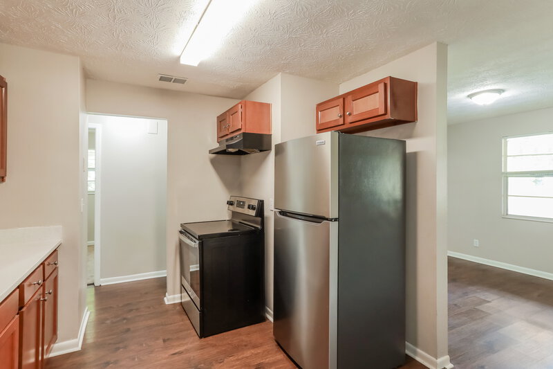 1,175/Mo, 2966 W 5th St Jacksonville, FL 32254 Kitchen View 2