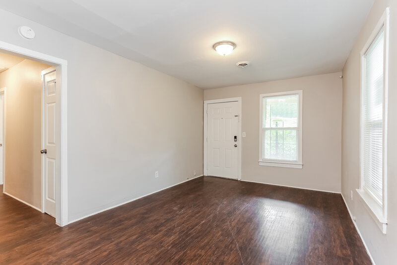1,370/Mo, 2969 Myra St Jacksonville, FL 32205 Living Room View