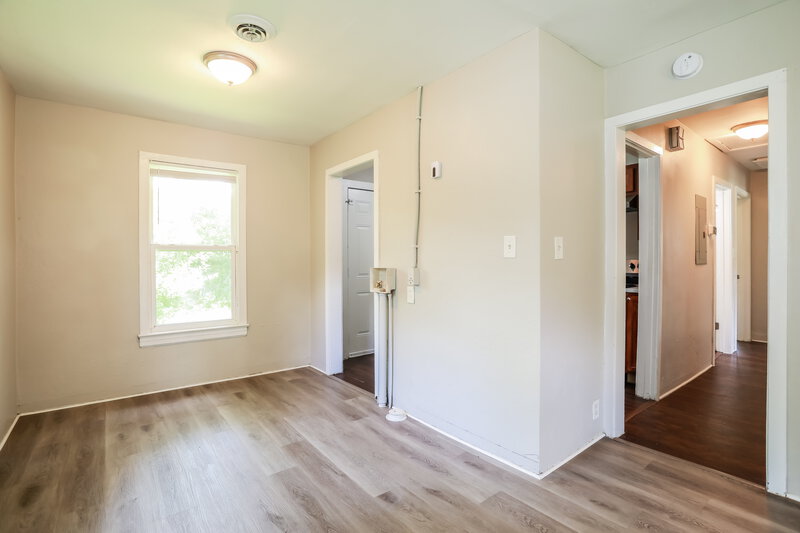 0/Mo, 2969 Myra St Jacksonville, FL 32205 Dining Room View