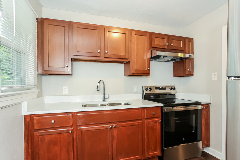 1,370/Mo, 2969 Myra St Jacksonville, FL 32205 Kitchen View