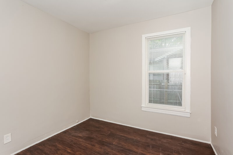 1,370/Mo, 2969 Myra St Jacksonville, FL 32205 Main Bedroom View 2