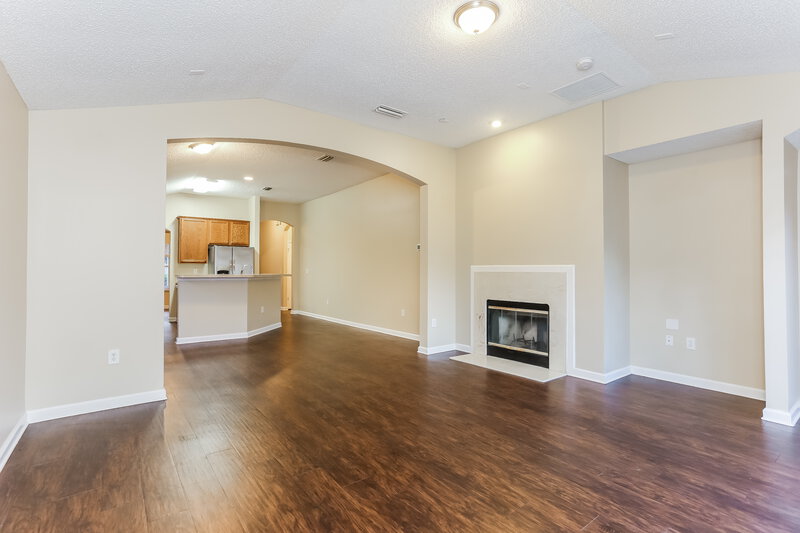 1,685/Mo, 2984 Centerwood Dr Jacksonville, FL 32218 Living Room View