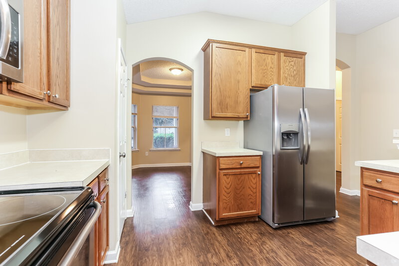 1,685/Mo, 2984 Centerwood Dr Jacksonville, FL 32218 Kitchen View 2