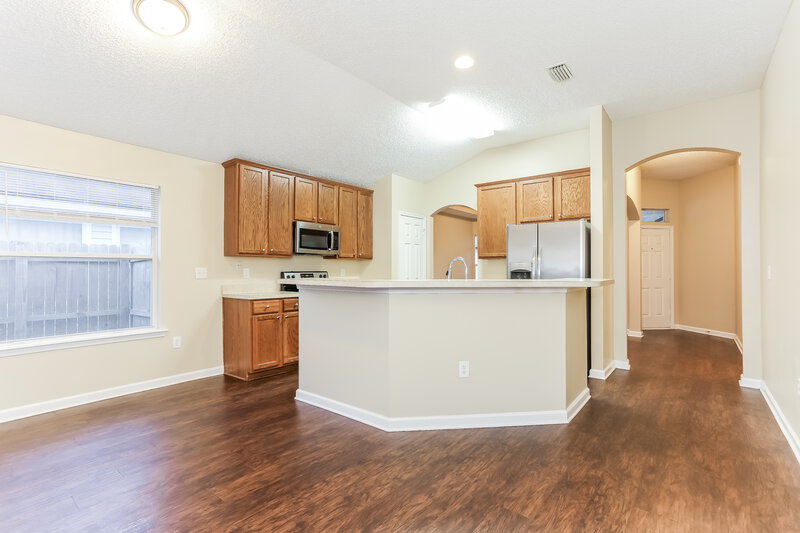1,685/Mo, 2984 Centerwood Dr Jacksonville, FL 32218 Kitchen View 3