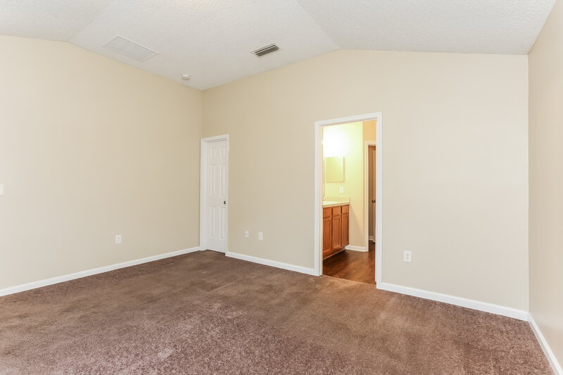 1,685/Mo, 2984 Centerwood Dr Jacksonville, FL 32218 Main Bedroom View