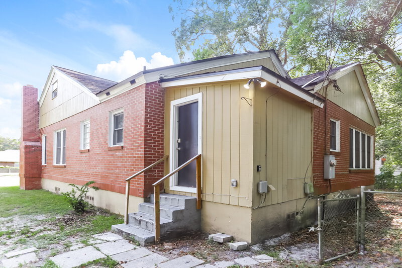 1,255/Mo, 3015 Commonwealth Ave Jacksonville, FL 32254 Rear View