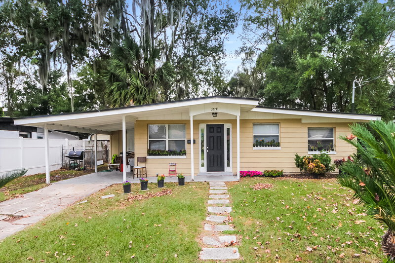 1,940/Mo, 3018 Carrevero Dr W Jacksonville, FL 32216 External View