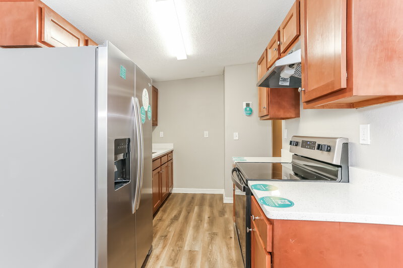 1,240/Mo, 3045 W 15th St Jacksonville, FL 32254 Kitchen View