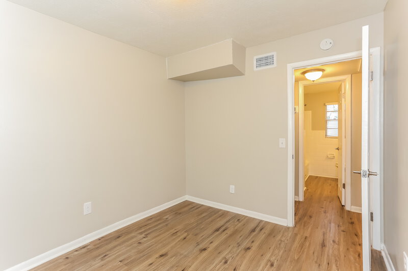 1,305/Mo, 3118 Phyllis St Jacksonville, FL 32205 Bedroom View 2