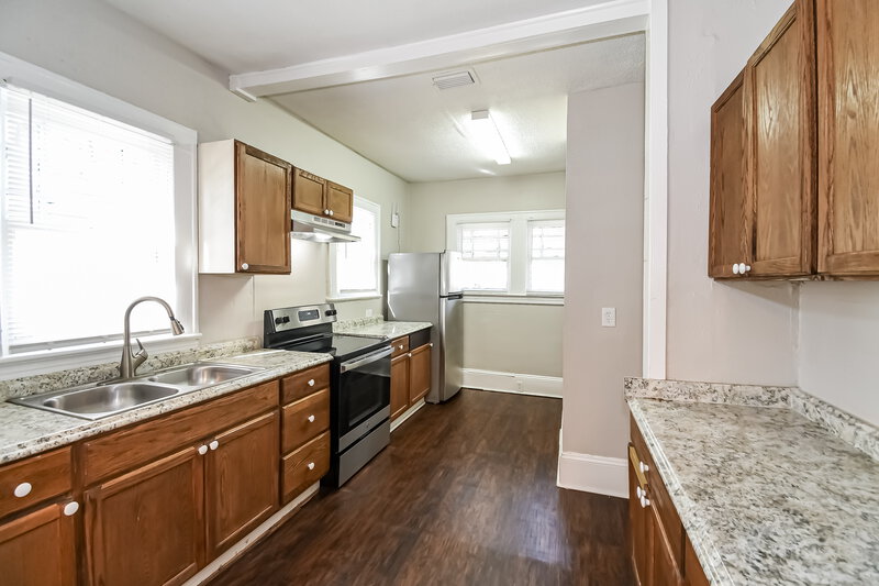 1,335/Mo, 3313 Gilmore St Jacksonville, FL 32205 Kitchen View