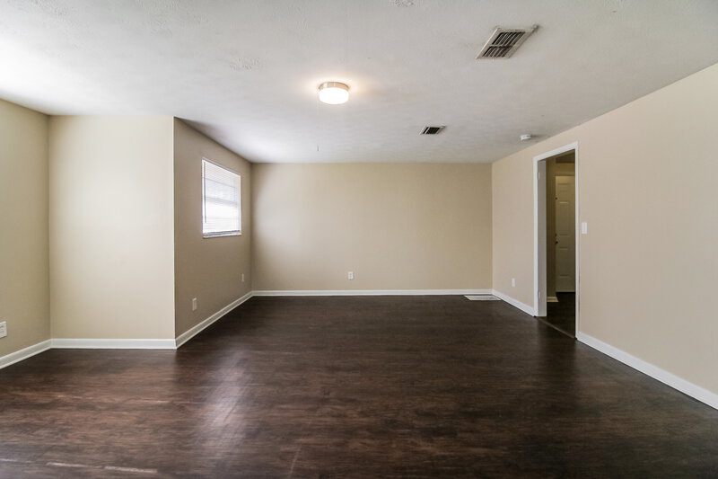 1,600/Mo, 3427 Clyde Dr Jacksonville, FL 32208 Living Room View