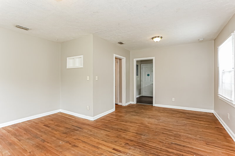 1,085/Mo, 3541 Westwood St Jacksonville, FL 32254 Living Room View 2