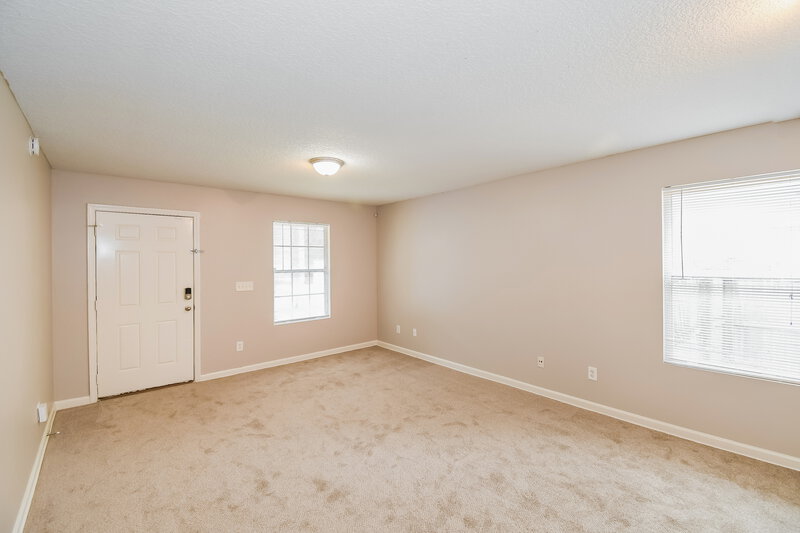 1,530/Mo, 3633 Drew St Jacksonville, FL 32207 Living Room View 3