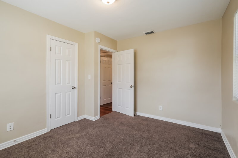 2,020/Mo, 3711 Jammes Rd Jacksonville, FL 32210 Main Bedroom View 2