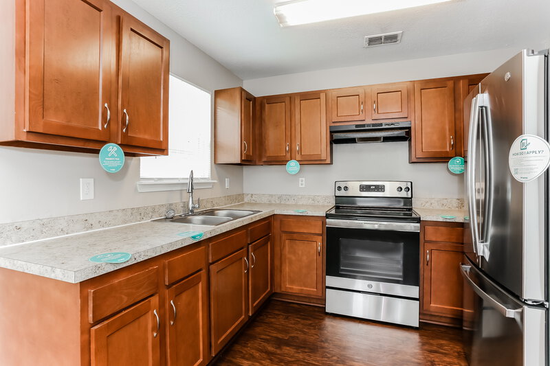 1,930/Mo, 3747 Peachtree St Jacksonville, FL 32206 Kitchen View