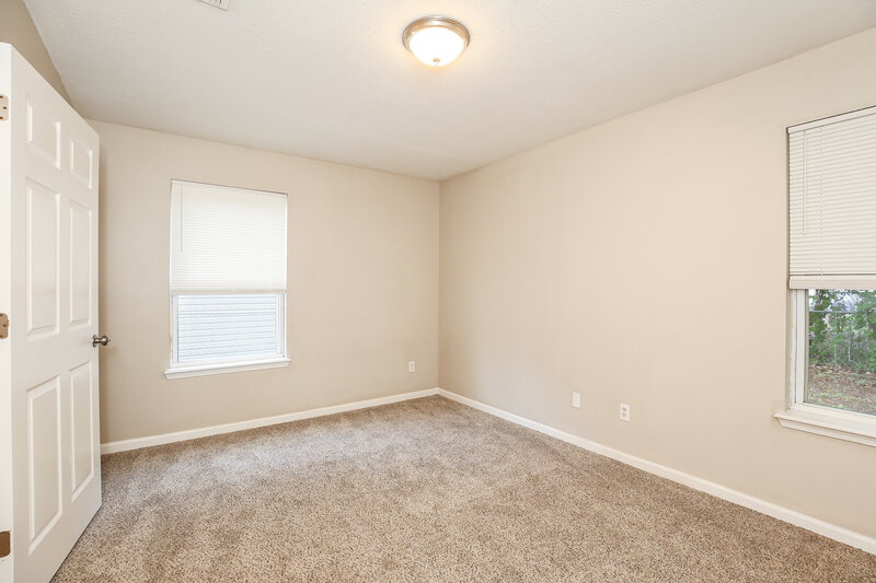 1,395/Mo, 3747 Peachtree St Jacksonville, FL 32206 Main Bedroom View 2