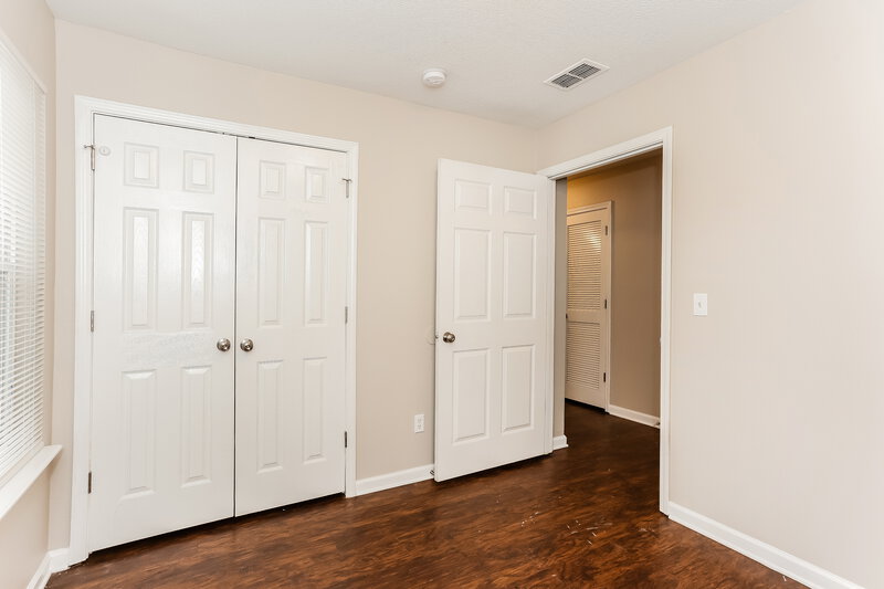 1,930/Mo, 3747 Peachtree St Jacksonville, FL 32206 Bedroom View