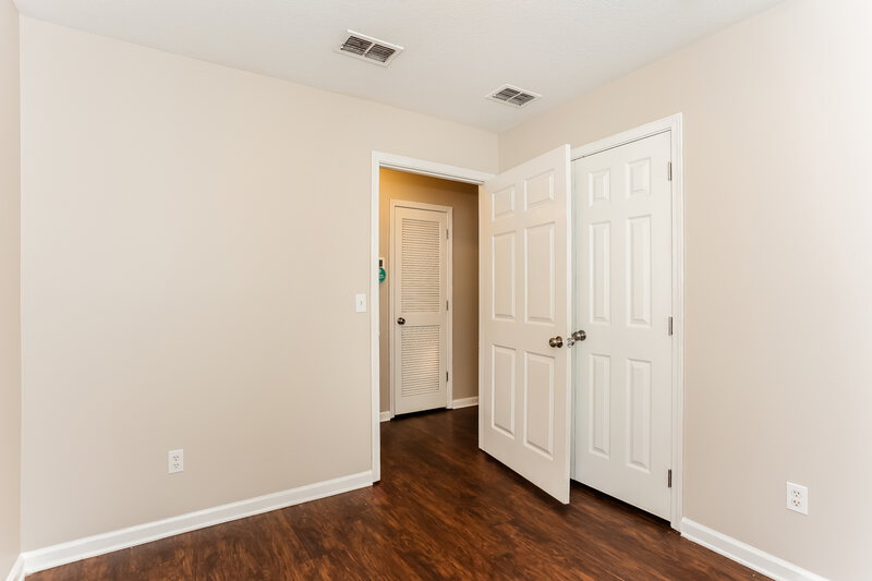 1,930/Mo, 3747 Peachtree St Jacksonville, FL 32206 Bedroom View 2