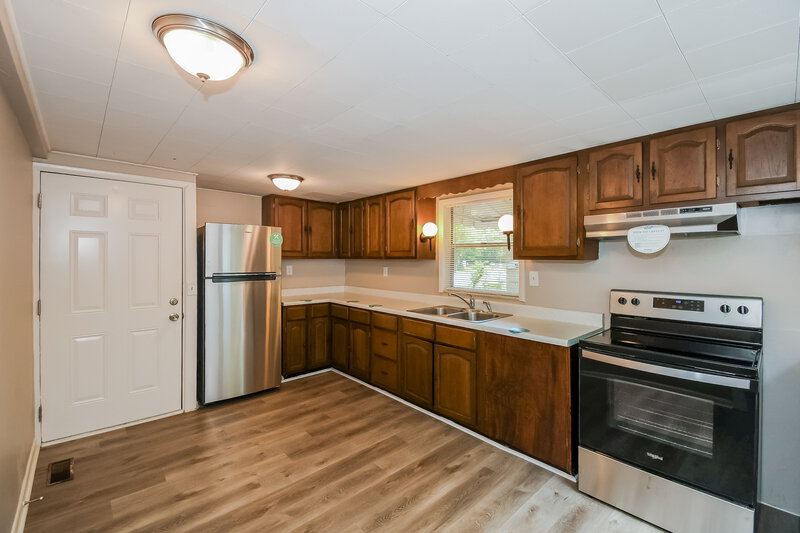 1,370/Mo, 3910 Jammes Rd Jacksonville, FL 32210 Kitchen View