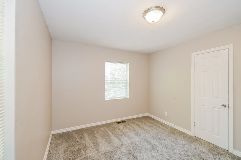 1,370/Mo, 3910 Jammes Rd Jacksonville, FL 32210 Main Bedroom View 2