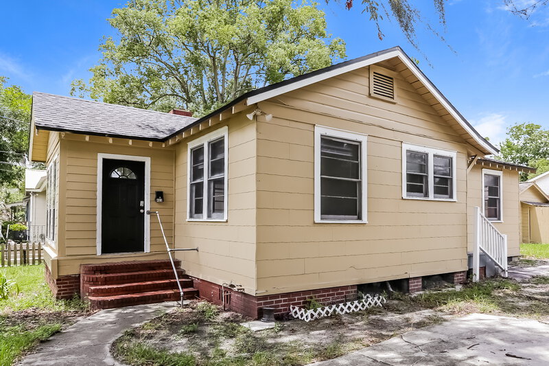 1,055/Mo, 403 W 63rd St Jacksonville, FL 32208 External View