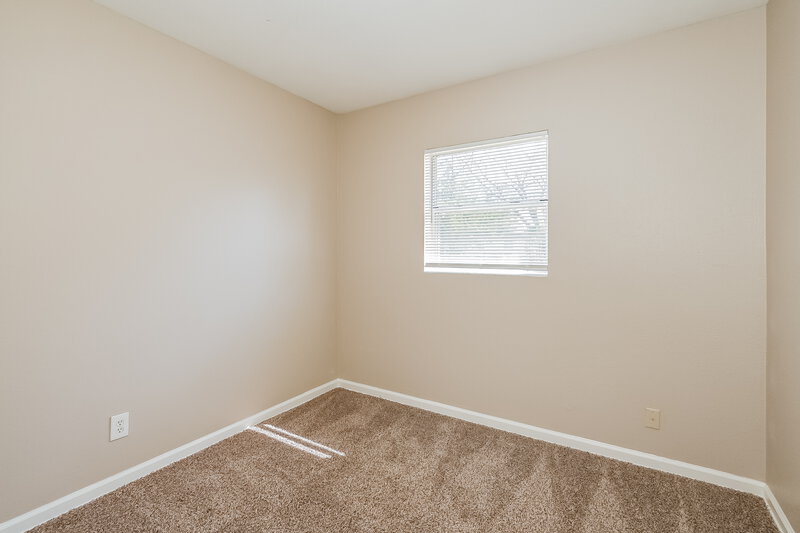 2,120/Mo, 417 Hayton Ave Orange Park, FL 32073 Bedroom View 2