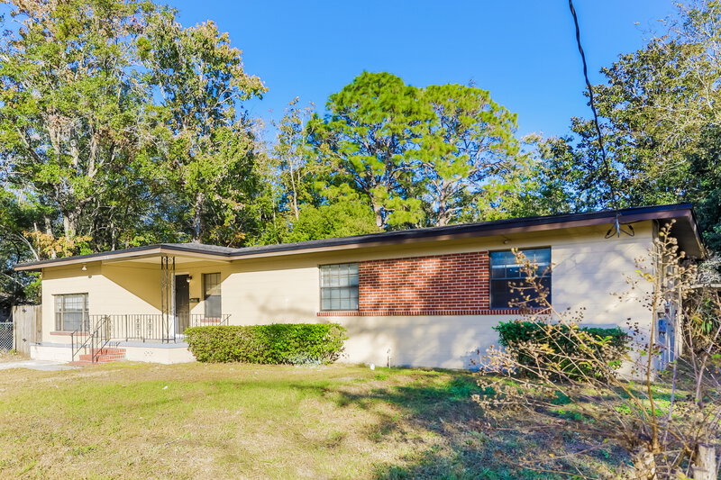 1,695/Mo, 4303 Anvers Blvd Jacksonville, FL 32210 Front View