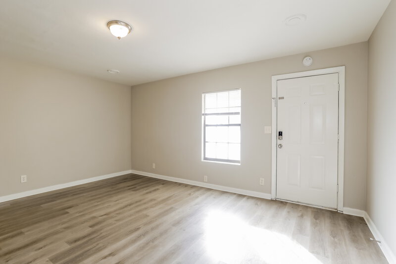 1,695/Mo, 4303 Anvers Blvd Jacksonville, FL 32210 Living Room View