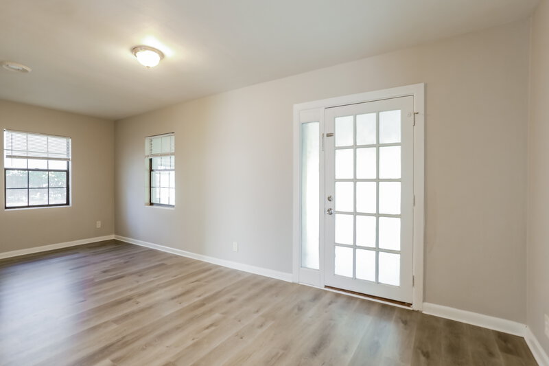 1,695/Mo, 4303 Anvers Blvd Jacksonville, FL 32210 Dining Room View 2