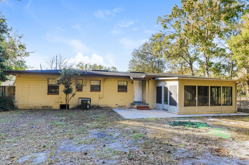 1,695/Mo, 4303 Anvers Blvd Jacksonville, FL 32210 Rear View