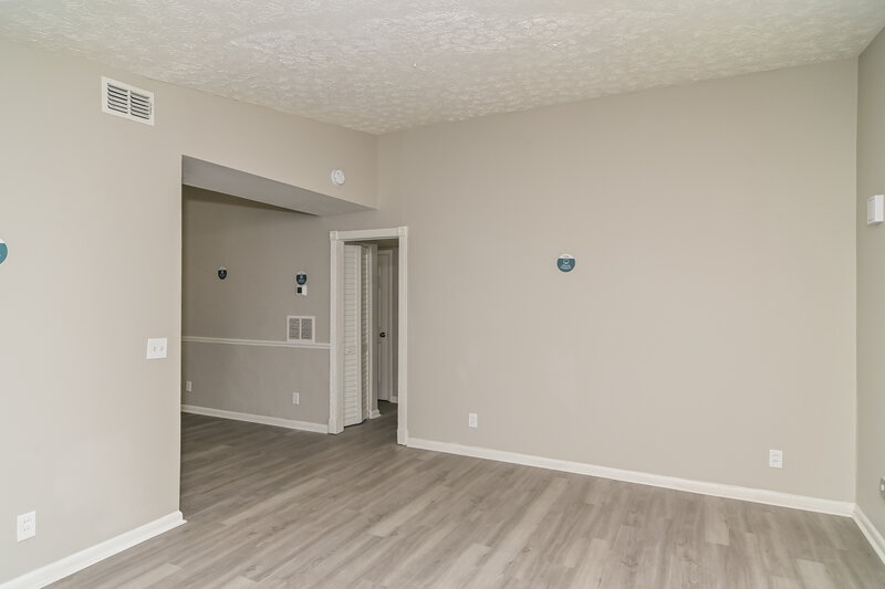 1,525/Mo, 4311 Harlow Blvd Jacksonville, FL 32210 Living Room View 2