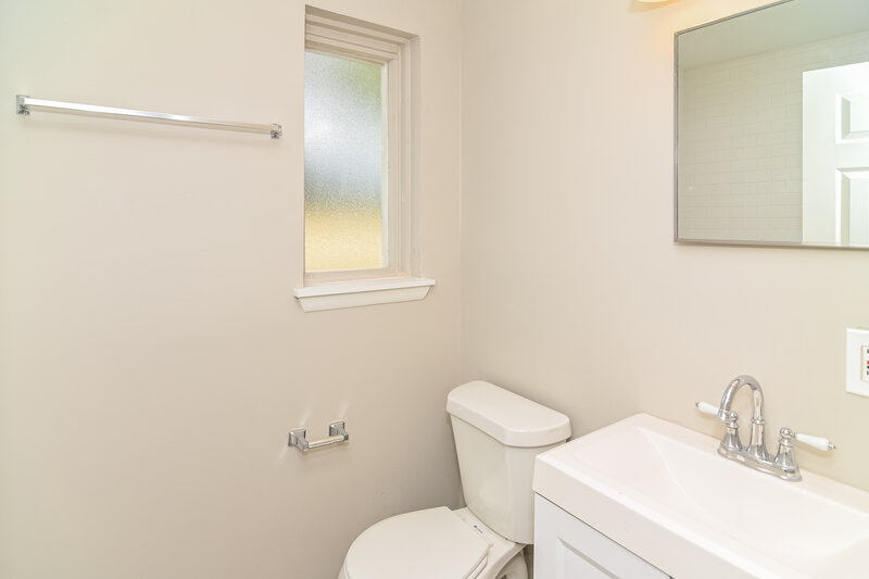 1,525/Mo, 4311 Harlow Blvd Jacksonville, FL 32210 Bathroom View