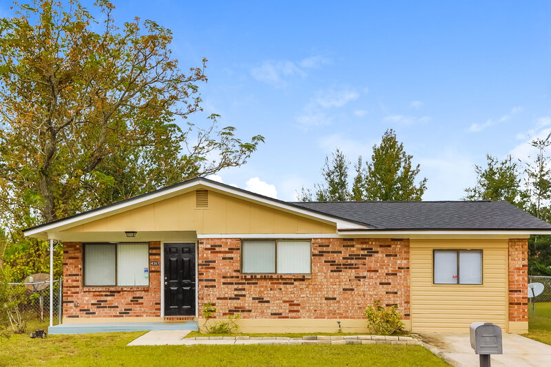 2,100/Mo, 4367 Will Scarlet Rd Jacksonville, FL 32208 External View